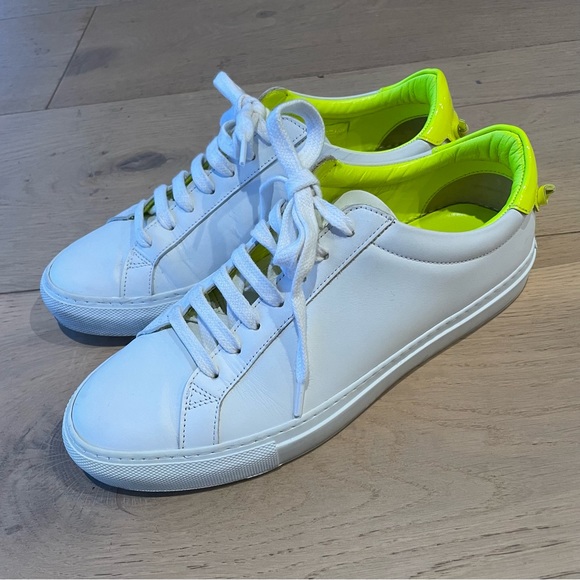Givenchy white leather sneakers sz. 39 - Picture 4 of 11